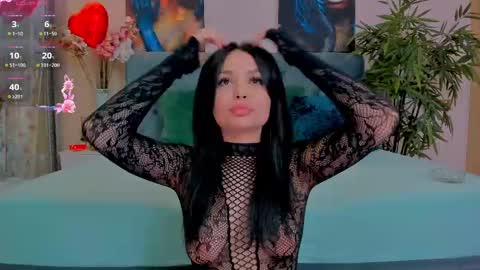 Snapshot of michellereys chatting on March 1, 1:43 am michellereys online show from March 1, 1:43 am