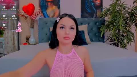 Snapshot of michellereys chatting on March 7, 9:17 pm michellereys online show from March 7, 9:17 pm