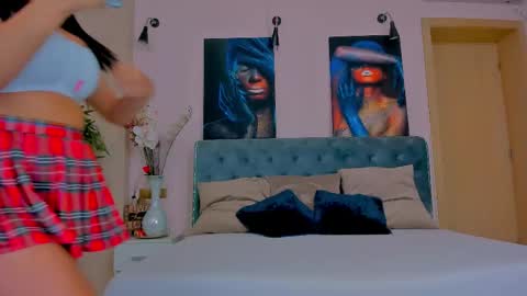 Snapshot of michellereys chatting on September 12, 8:20 pm michellereys online show from September 12, 8:20 pm