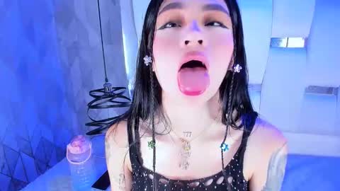 Michelle  online show from February 27, 9:48 pm