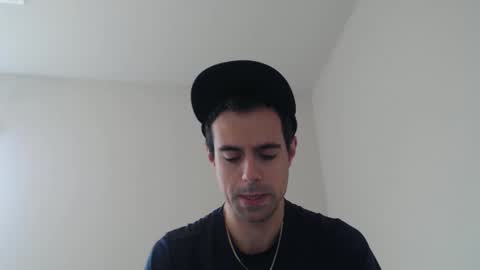 Snapshot of michmark23 chatting on April 19, 4:50 pm michmark23 online show from April 19, 4:50 pm