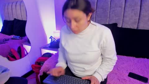 michonne_09 online show from March 27, 9:03 pm