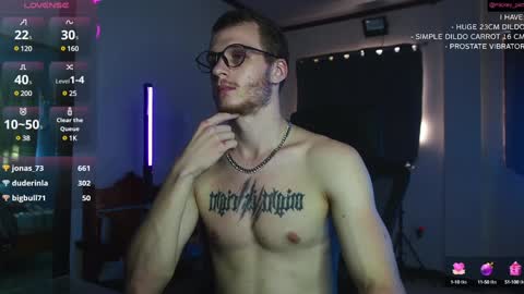 Mickey online show from December 5, 6:21 am