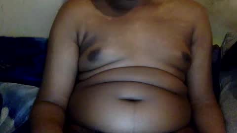 Snapshot of mickkzzx chatting on January 17, 6:33 pm mickkzzx online show from January 17, 6:33 pm