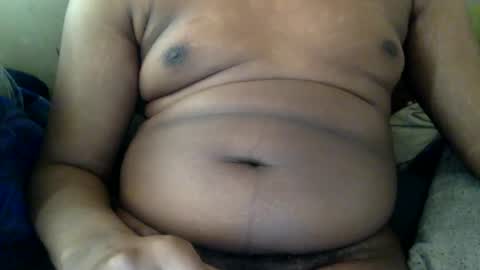 Snapshot of mickkzzx chatting on February 22, 3:47 pm mickkzzx online show from February 22, 3:47 pm