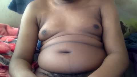 Snapshot of mickkzzx chatting on October 21, 2:40 pm mickkzzx online show from October 21, 2:40 pm