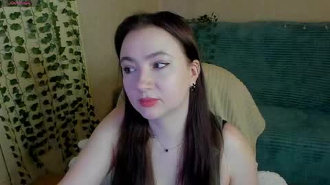 Snapshot of mickywood chatting on June 7, 11:47 am Micky online show from June 7, 11:47 am