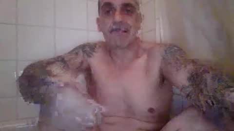 middle123456783939 online show from December 21, 1:35 am