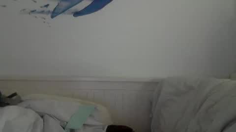 Snapshot of midhir chatting on February 19, 2:55 pm kike online show from February 19, 2:55 pm