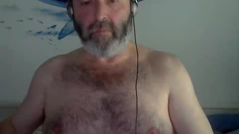 Snapshot of midhir chatting on February 27, 6:09 pm kike online show from February 27, 6:09 pm