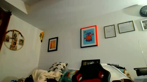 midjiminido420 online show from March 2, 2:36 am