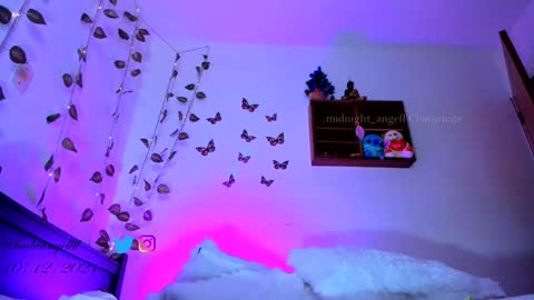       online show from December 11, 3:35 am