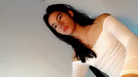 midnight_mystique18 online show from March 14, 9:20 pm