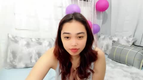 Snapshot of midnightbunny_ chatting on September 19, 7:21 am Bunny 3 online show from September 19, 7:21 am