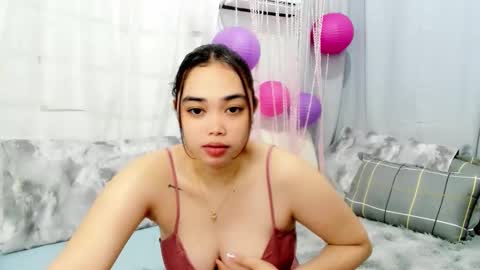 Snapshot of midnightbunny_ chatting on September 26, 9:57 am Bunny 3 online show from September 26, 9:57 am