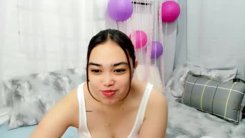 Snapshot of midnightbunny_ chatting on September 30, 10:20 am Bunny 3 online show from September 30, 10:20 am