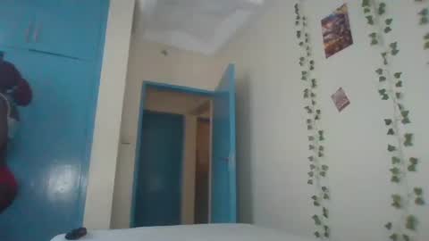 Naught Kelly online show from February 20, 9:32 am