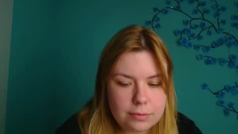 Mariana online show from April 24, 5:43 am