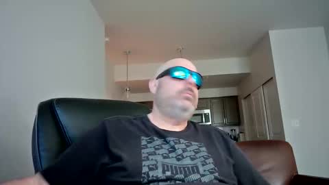 midnightmoonlight777 online show from April 20, 10:11 pm