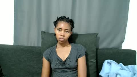Snapshot of midnightnala chatting on April 24, 6:38 am Nala online show from April 24, 6:38 am