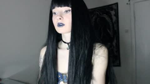 midnightsiren online show from March 1, 9:39 pm