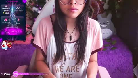 Snapshot of midoriquinn chatting on December 20, 2:49 pm Midori 7u7 online show from December 20, 2:49 pm