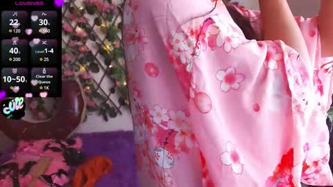 Snapshot of midoriquinn chatting on January 30, 2:47 pm Midori 7u7 online show from January 30, 2:47 pm