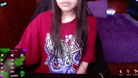 Snapshot of midoriquinn chatting on May 8, 4:34 pm Midori 7u7 online show from May 8, 4:34 pm