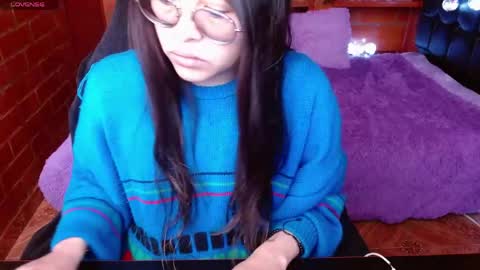 Snapshot of midoriquinn chatting on May 10, 4:23 pm Midori 7u7 online show from May 10, 4:23 pm