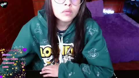 Snapshot of midoriquinn chatting on May 13, 4:26 pm Midori 7u7 online show from May 13, 4:26 pm