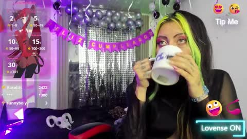 Snapshot of midory_ chatting on November 4, 3:49 am midory_ online show from November 4, 3:49 am