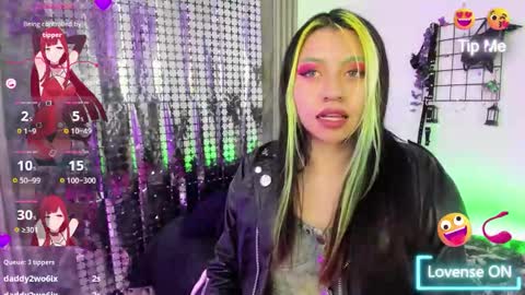 Snapshot of midory_ chatting on November 12, 4:13 am midory_ online show from November 12, 4:13 am