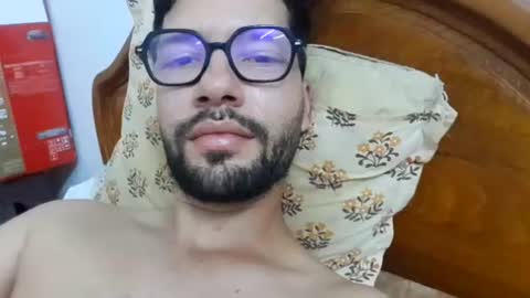 Snapshot of midoumas1 chatting on September 9, 6:40 pm Sam online show from September 9, 6:40 pm