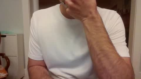 Snapshot of midwestdad2026 chatting on February 6, 4:39 am midwestdad2026 online show from February 6, 4:39 am