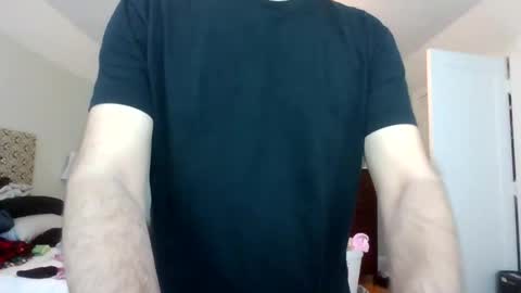 Snapshot of midwestdad2026 chatting on March 1, 7:05 pm midwestdad2026 online show from March 1, 7:05 pm