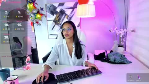 Snapshot of miel_ambar chatting on June 14, 2:24 am miel_ambar online show from June 14, 2:24 am