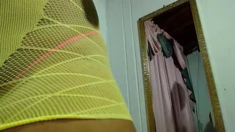 Snapshot of mielsquirt chatting on October 9, 8:56 am mielsquirt online show from October 9, 8:56 am