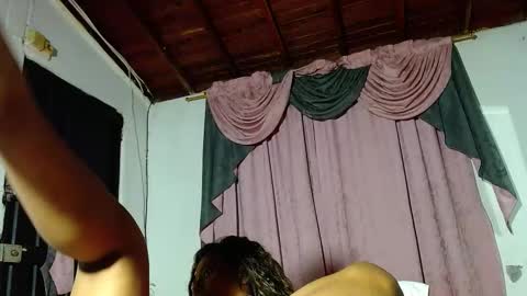 mielsquirt online show from November 7, 8:47 am