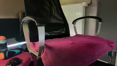 Snapshot of mies35 chatting on September 17, 6:31 pm mies35 online show from September 17, 6:31 pm