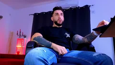 MightyAaron online show from July 22, 3:20 am