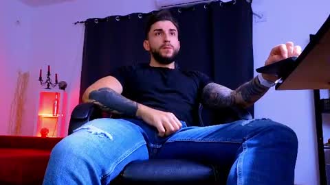 MightyAaron online show from July 24, 8:51 pm