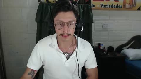 Snapshot of miguel__98 chatting on March 27, 7:36 am Miguel Independent Model online show from March 27, 7:36 am