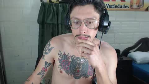 Snapshot of miguel__98 chatting on March 27, 8:26 am Miguel Independent Model online show from March 27, 8:26 am
