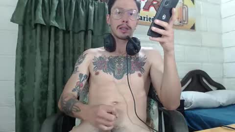 Snapshot of miguel__98 chatting on April 14, 9:54 pm Miguel Independent Model online show from April 14, 9:54 pm