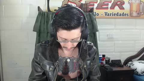 Snapshot of miguel__98 chatting on April 27, 11:30 am Miguel Independent Model online show from April 27, 11:30 am