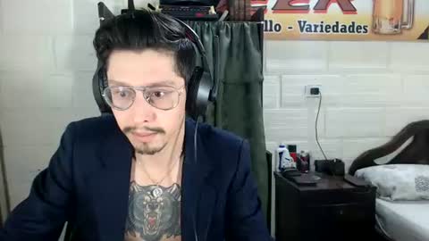 Miguel  Independent Model  online show from June 18, 11:36 am
