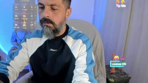 Snapshot of miguel_angeel_ chatting on July 21, 4:31 pm Miguel Angel online show from July 21, 4:31 pm