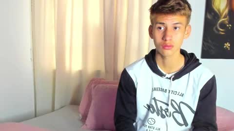 Miguel Hernandez online show from December 14, 3:58 pm