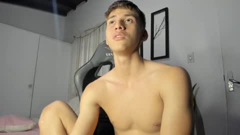 Miguel Hernandez online show from January 29, 9:39 pm