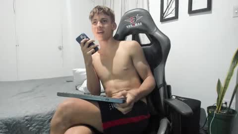 Miguel Hernandez online show from February 9, 9:26 am